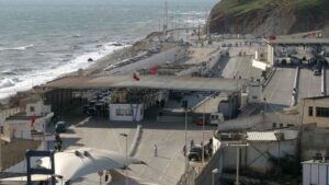 Marruecos instala una nueva puerta en el Tarajal y controla cuándo se abre y se cierra
