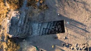 Una excavación en Antequera revela el graderío de un teatro romano de unos 52 metros tras 35 años sin excavaciones
