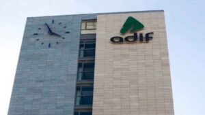 El Supremo obliga a ADIF a reconocer antigüedad desde 1988 pese a una pausa de nueve meses