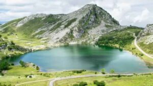 Buscan voluntarios para vivir en Asturias con alojamiento gratis y dos días libres por 15 horas semanales