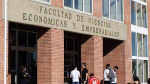 Los universitarios de Castilla y León tienen más tiempo para solicitar una ayuda que cubre su primera matrícula