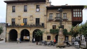 El Ayuntamiento de Elorrio ofrece hasta 2.400 euros a jóvenes de entre 18 y 35 años para ayudarles con el alquiler
