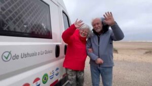 Reina y Paco suman 83.000 kilómetros en autocaravana tras jubilarse y viajan hasta ocho meses seguidos