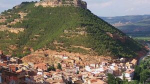 Un pueblo de Cuenca busca albañiles, electricistas y cuidadores que quieran vivir allí