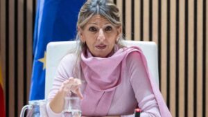 Yolanda Díaz podría subir el salario mínimo a 1.282 euros en 14 pagas en 2027 y dejar 854,70 euros brutos más al año