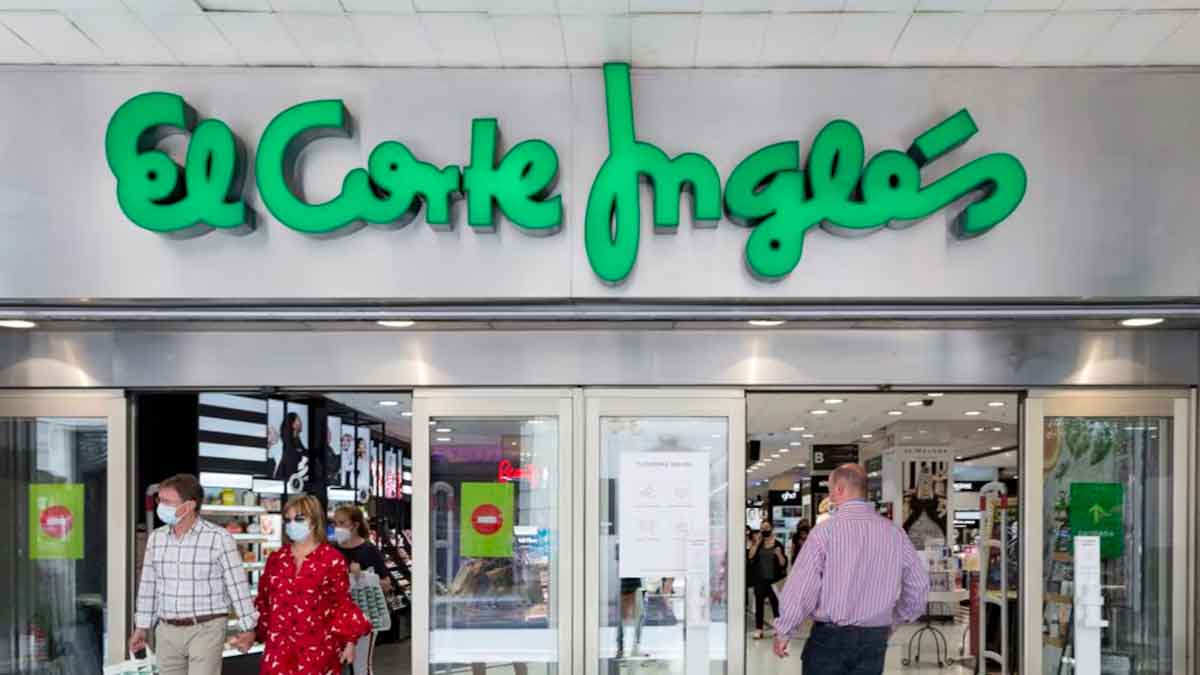 El corte ingles necesita personal para trabajar en sus centros comerciales solo se necesita la eso.