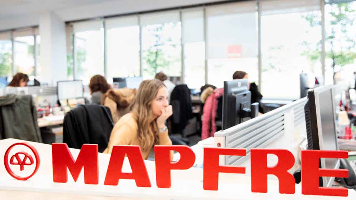 Mapfre necesita personal para cubrir estos puestos de trabajo sueldos de 3750 euros al mes.