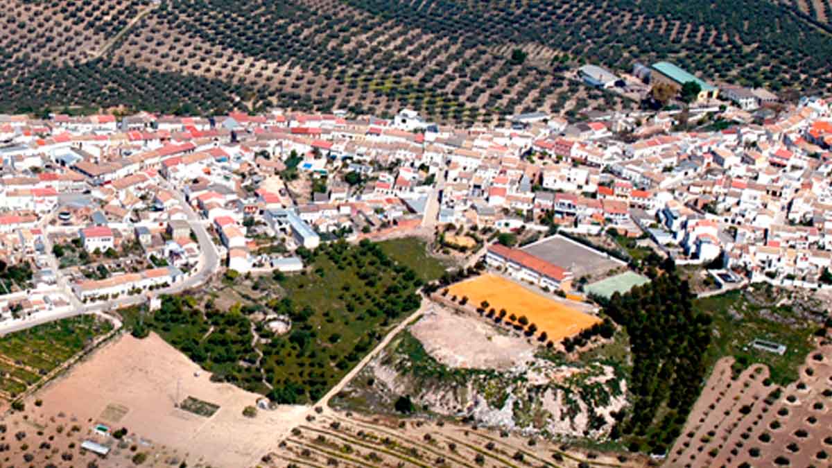 Se buscan vecinos en este pueblo de jaen viviendas en venta y en alquiler por 250 euros.